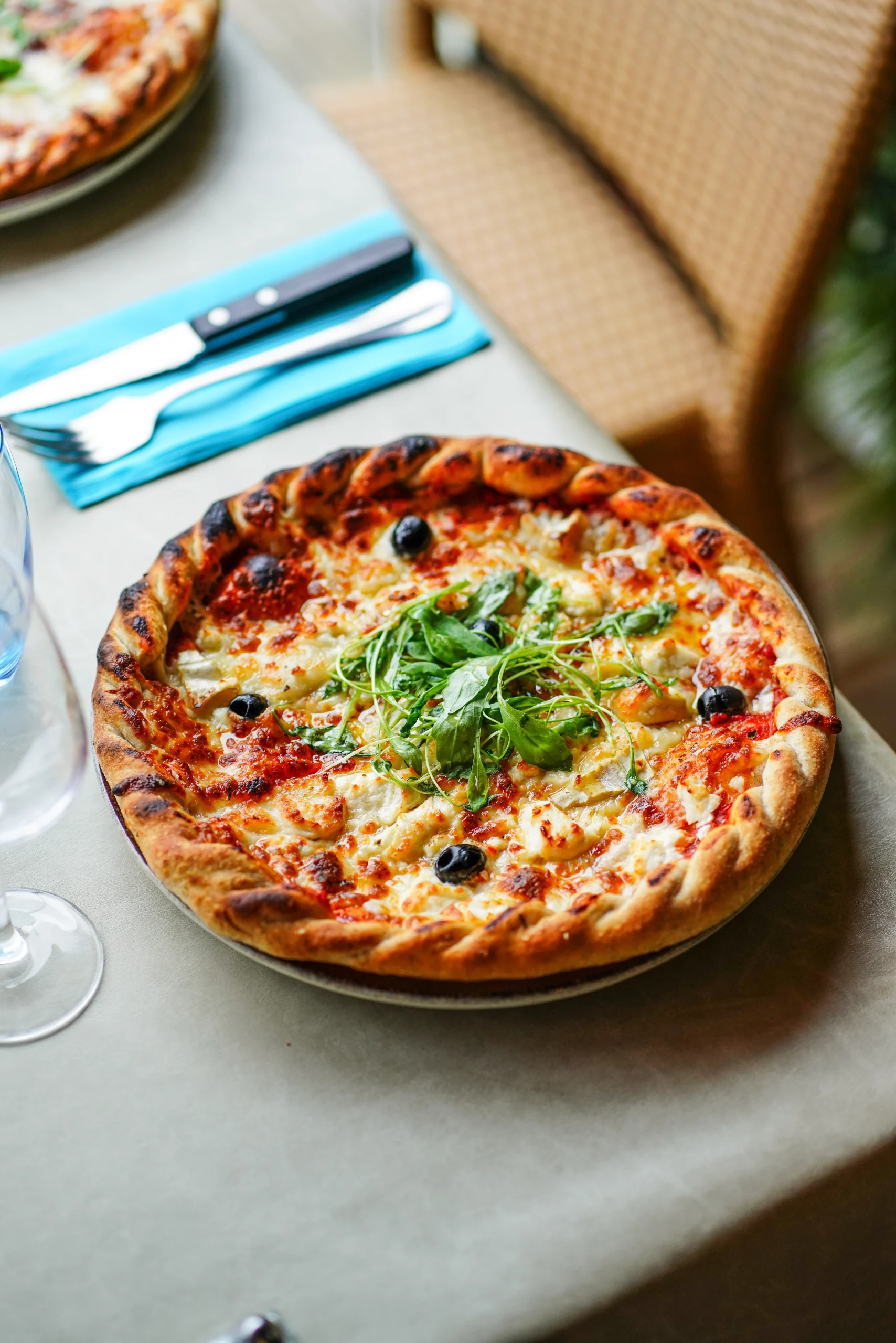 Pizza Caprina préparée au Novoli à Merville-Franceville